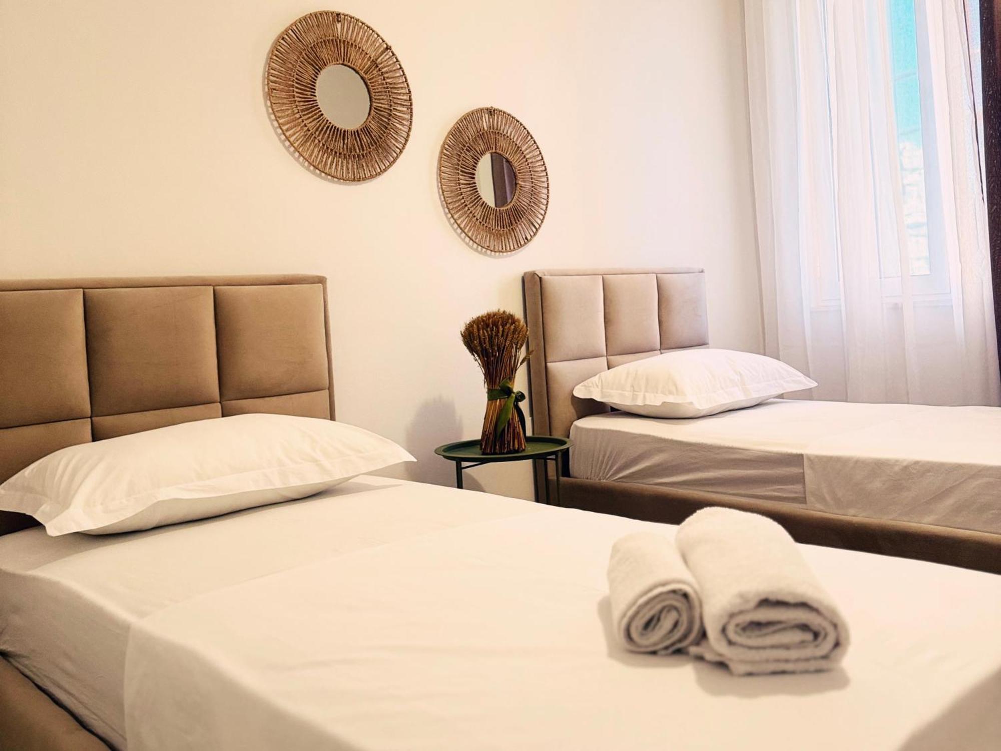 Enol Plazza Apartment Tirana Exterior photo